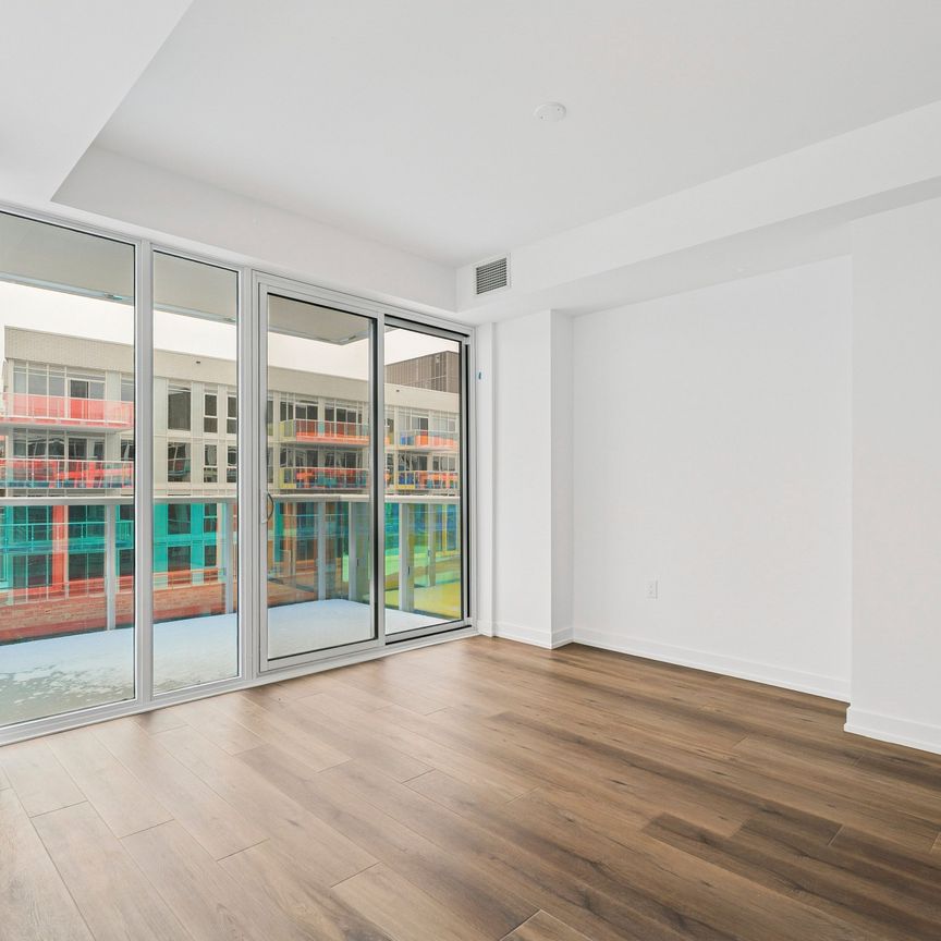 For Lease - 333 Sunseeker Avenue Unit# 524, Innisfil, Ontario - Photo 1