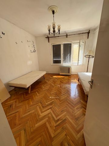 Pávai vajna, Hajdú-Bihar, 4200, Hajdúszoboszló - Photo 4