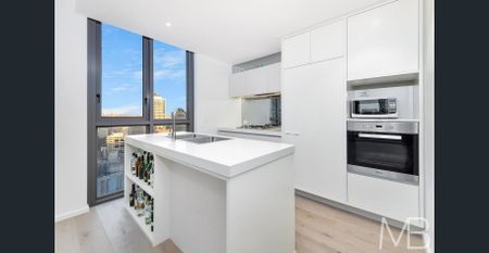 ULTRA-MODERN APARTMENT WITH HARBOUR VIEWS IN DARLING SQUARE - Photo 3