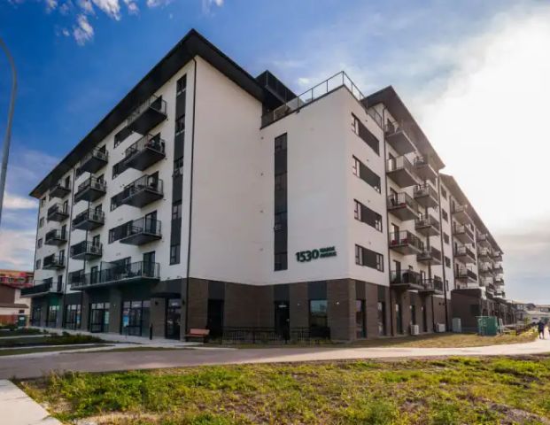 Canopy | 1530 Warde Avenue, Winnipeg - Photo 1