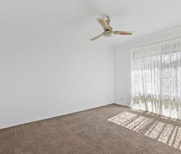Two bedroom Villa in Macquarie Fields with Air Conditioning - Photo 6