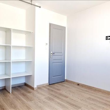 4 pièces - 102,35 m² - RDC - Colocation non autorisée - Photo 1