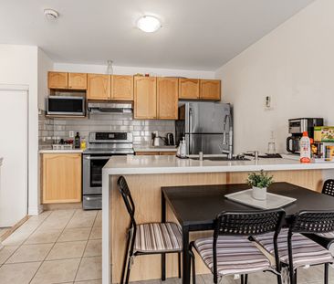 For Lease - 20 Rocking Horse Street Unit# Unit 2 (Coachhouse), Mark... - Photo 6