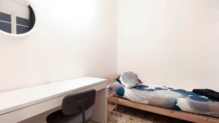 Carrer de Mallorca, Barcelona, Catalonia 08037 - Photo 5