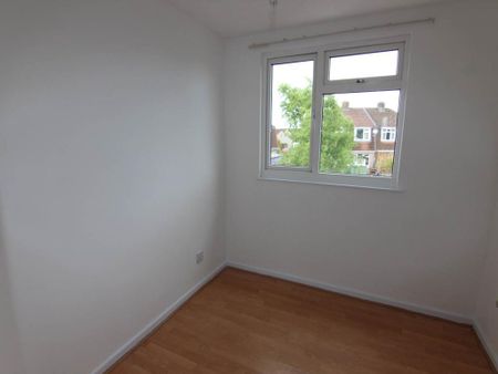 3 bedroom house to rent - Photo 3