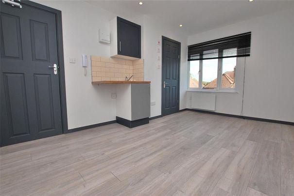 1 bedroom house of multiple occupation to rent - Photo 1