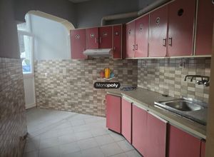 Διαμέρισμα για ενοικίαση - Χαριλάου, - Φωτογραφία 3