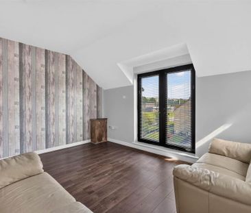 20 Drumadoon Square, Dundonald, Belfast, BT16 2QN - Photo 1
