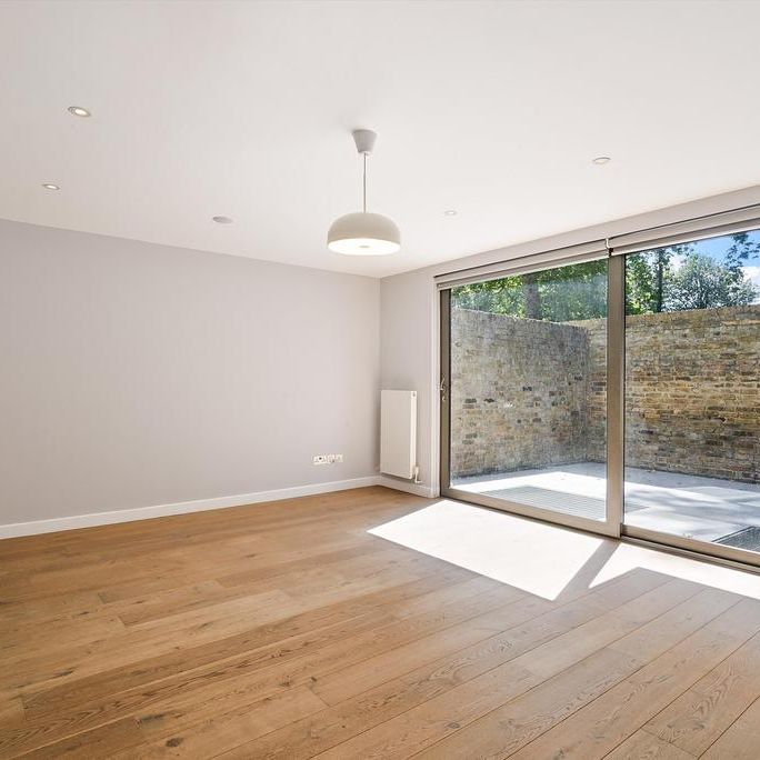 5 bedroom terraced house to rent - Photo 1