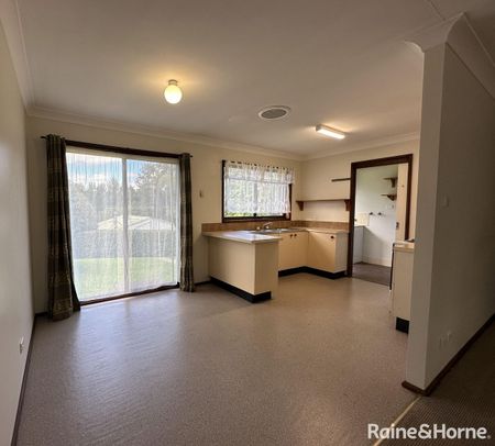 Charming 3-Bedroom Home in Moss Vale - A Perfect Rental Opportunity! - Photo 5