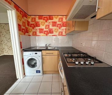 1 bedroom flat to rent - Photo 6