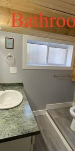 Near UVic 2 bedroom 1 bathroom ground-level unit for rent - Photo 4