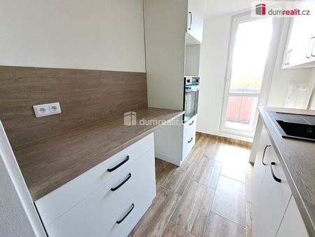 Pronájem bytu 2+1 55 m² - Photo 3
