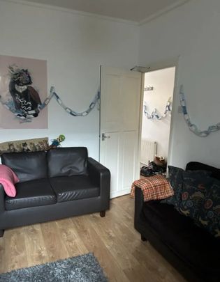Room in a Shared House, Albert Edward Road, L7 - Photo 1