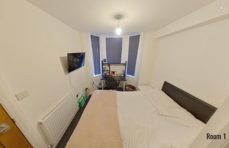 5 Bedroom Ensuite House To Rent - Photo 4