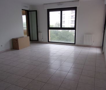 Location Appartement 2 pièces 64m² MONTPELLIER 34000 - Photo 2