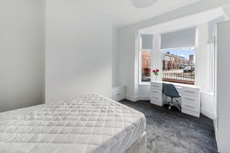 4 bedroom terraced house to rent - Photo 2