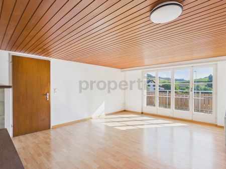 Charmante und lichtdurchflutete Wohnung mit schönem Balkon, inkl. einem Parkplatz - Photo 3