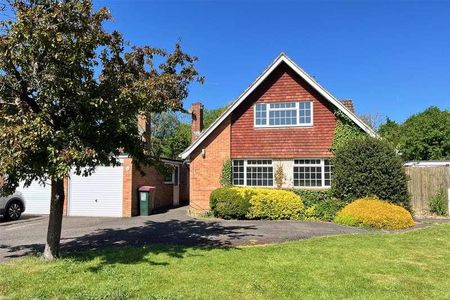 The Millbank, Ifield, Crawley, West Sussex, RH11 - Photo 3