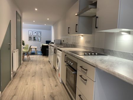 6 Swan Mews – 2 Bed – 1.5 Bath - Photo 4