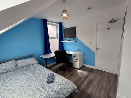 5 Bed Semi-Detached House, City Road, NG7 - Photo 5