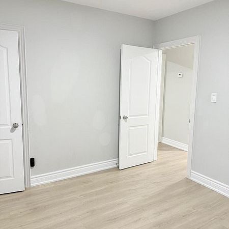 For Lease - 113 Confederation Drive, Toronto, Ontario - Photo 1