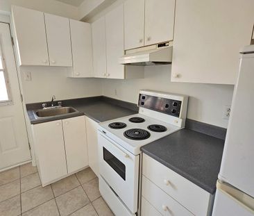 2 CH - 1 SDB - Montréal - $1,150 /mo - Photo 1