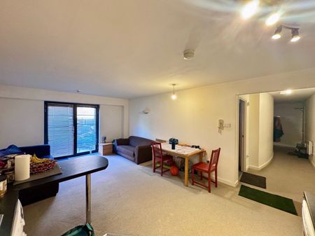 Park West, City Centre, NG7, Nottingham - Photo 3