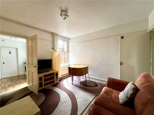 Guildford Park Road, Guildford, Surrey, GU2 7ND - Photo 1