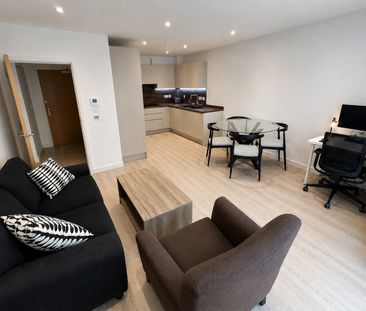 2 Bed Flat, Perryfield Wy, NW9 - Photo 2