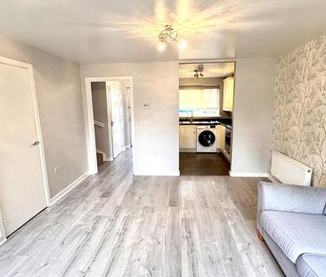 2 bedroom detached house to rent - Photo 3