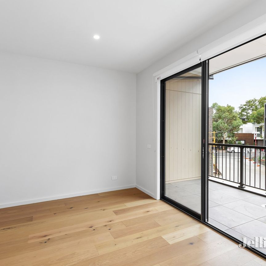 13 Nova Circuit, Bundoora - Photo 1