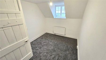 2 bedroom semi-detached house to rent - Photo 3