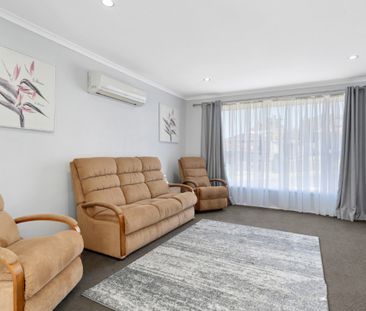 Three Bedroom Family Home - Photo 1