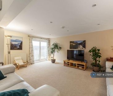 3 bedroom penthouse to rent - Photo 3