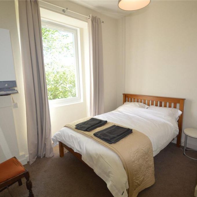 3 bedroom flat to rent - Photo 1