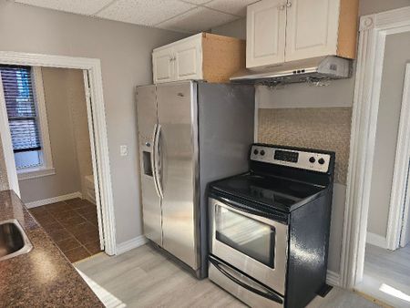 For Lease - 23 Albany Street Unit# 1, Oshawa, Ontario - Photo 5