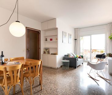 Spacious 4-bedroom apartment near the Sagrada Familia with balcony - Photo 6