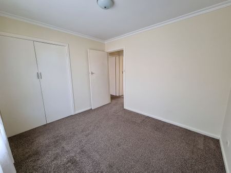 2 Bedroom Unit in Ideal Location - Photo 2