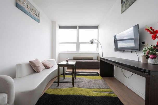 Halfords Lane - Photo 1