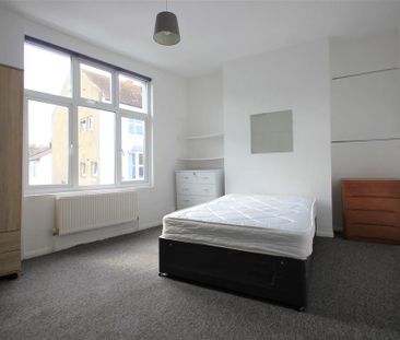 4 bedroom house share to rent - Photo 1