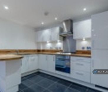 2 bedroom flat to rent - Photo 6