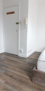 Hanger Lane, London - Photo 3