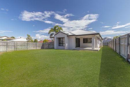 2 Ulysses Drive, Mount Louisa - Photo 4