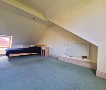 4 bedroom link detached house to rent - Photo 6