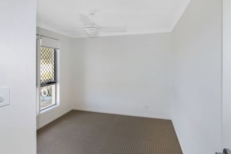 12 Lipsey Street, Cameron Park - Photo 2