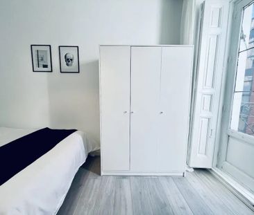 Calle del Divino Pastor, Madrid, Community of Madrid 28004 - Photo 5