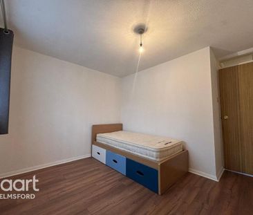 2 bedroom end of terrace house to rent - Photo 4