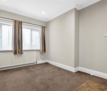 5 bedroom semi-detached house to rent - Photo 3