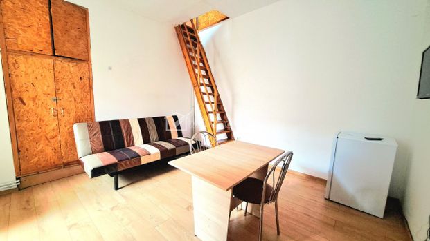Apartament cu 2 camere pe 2 niveluri, zona Ultracentrala - Photo 1